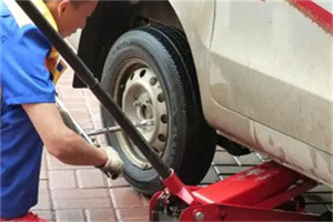 安宁附近拖车24小时服务热线电话