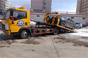 安宁救援拖车费用怎么算